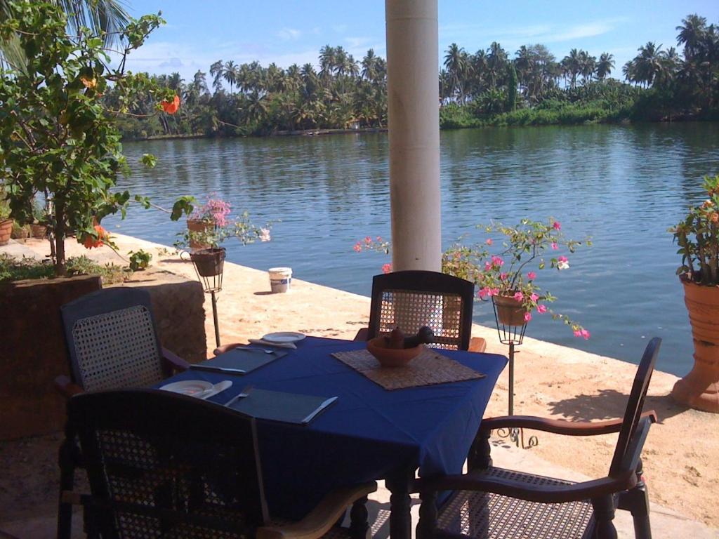 Ganga Garden Hotel Beruwala Exterior foto